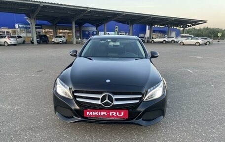 Mercedes-Benz C-Класс, 2017 год, 1 750 000 рублей, 11 фотография