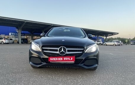 Mercedes-Benz C-Класс, 2017 год, 1 750 000 рублей, 10 фотография