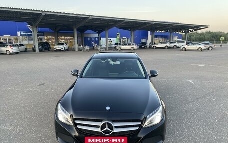 Mercedes-Benz C-Класс, 2017 год, 1 750 000 рублей, 12 фотография