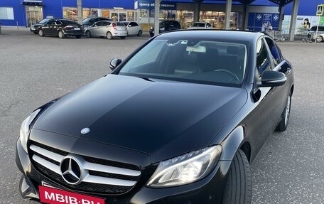 Mercedes-Benz C-Класс, 2017 год, 1 750 000 рублей, 4 фотография