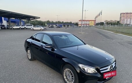 Mercedes-Benz C-Класс, 2017 год, 1 750 000 рублей, 22 фотография