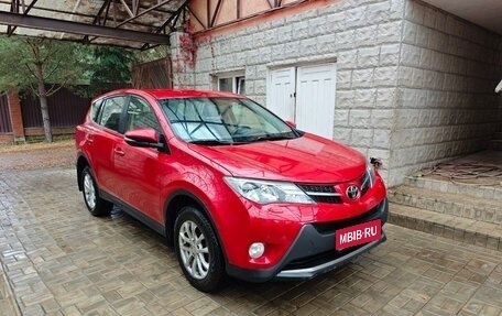 Toyota RAV4, 2013 год, 1 950 000 рублей, 1 фотография