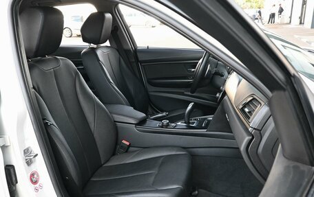 BMW 3 серия, 2017 год, 1 849 000 рублей, 8 фотография