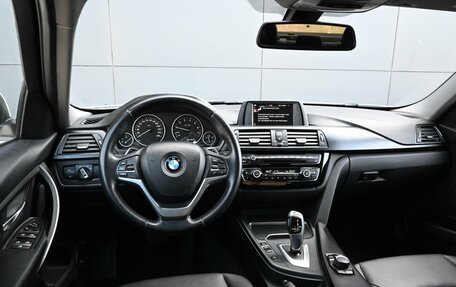 BMW 3 серия, 2017 год, 1 849 000 рублей, 6 фотография