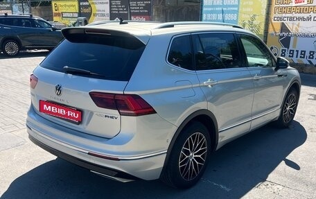 Volkswagen Tiguan II, 2020 год, 3 055 000 рублей, 5 фотография