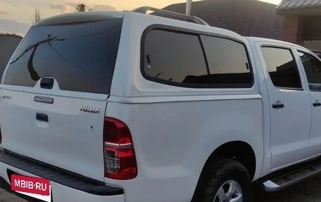 Toyota Hilux VII, 2013 год, 1 850 000 рублей, 3 фотография