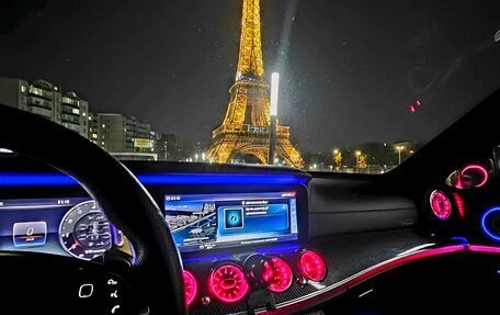 Mercedes-Benz E-Класс, 2018 год, 3 200 000 рублей, 5 фотография
