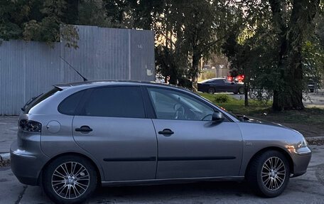 SEAT Ibiza III рестайлинг, 2003 год, 280 000 рублей, 4 фотография