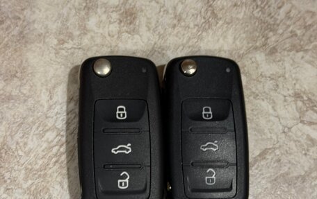 Skoda Rapid I, 2014 год, 825 000 рублей, 10 фотография
