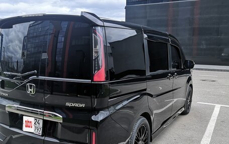 Honda Stepwgn IV, 2019 год, 2 240 000 рублей, 3 фотография