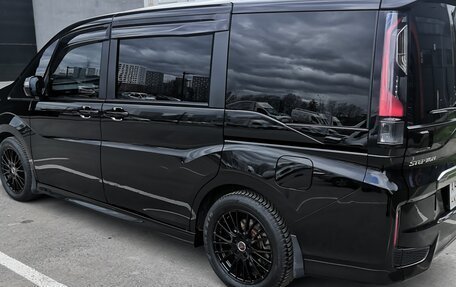 Honda Stepwgn IV, 2019 год, 2 240 000 рублей, 4 фотография