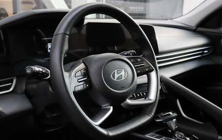 Hyundai Elantra, 2024 год, 2 440 000 рублей, 11 фотография