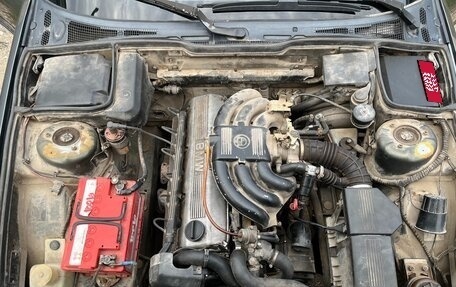 BMW 5 серия, 1989 год, 500 000 рублей, 8 фотография