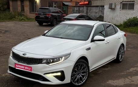 KIA Optima IV, 2019 год, 2 350 000 рублей, 1 фотография