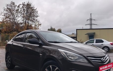 Hyundai Solaris II рестайлинг, 2014 год, 700 000 рублей, 2 фотография