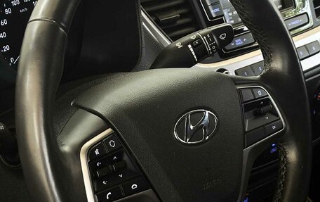 Hyundai Solaris II рестайлинг, 2019 год, 1 415 000 рублей, 11 фотография