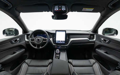 Volvo XC60 II, 2026 год, 5 990 000 рублей, 32 фотография