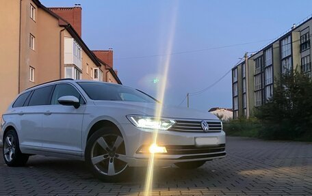 Volkswagen Passat B8 рестайлинг, 2016 год, 1 700 000 рублей, 2 фотография