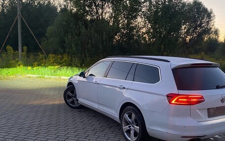 Volkswagen Passat B8 рестайлинг, 2016 год, 1 700 000 рублей, 5 фотография