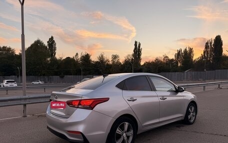 Hyundai Solaris II рестайлинг, 2017 год, 1 300 000 рублей, 13 фотография