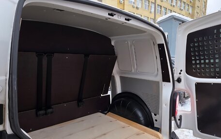 Volkswagen Transporter T6 рестайлинг, 2018 год, 2 800 000 рублей, 5 фотография