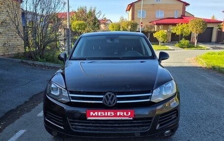 Volkswagen Touareg III, 2012 год, 1 750 000 рублей, 3 фотография