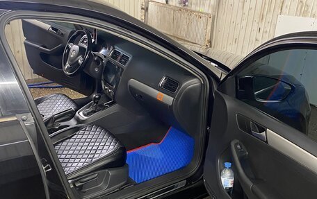 Volkswagen Jetta VI, 2013 год, 1 100 000 рублей, 8 фотография