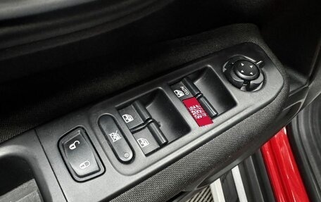 Jeep Renegade I рестайлинг, 2020 год, 1 990 000 рублей, 31 фотография