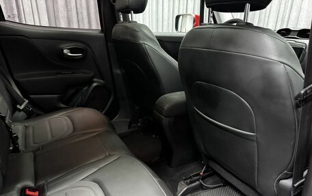Jeep Renegade I рестайлинг, 2020 год, 1 990 000 рублей, 40 фотография