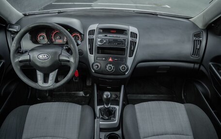 KIA cee'd I рестайлинг, 2011 год, 389 000 рублей, 10 фотография
