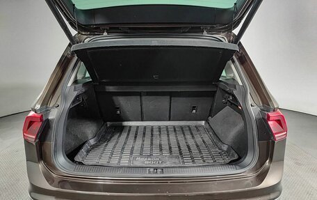 Volkswagen Tiguan II, 2017 год, 2 291 000 рублей, 10 фотография