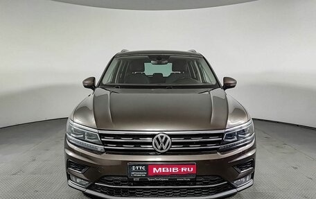 Volkswagen Tiguan II, 2017 год, 2 291 000 рублей, 2 фотография