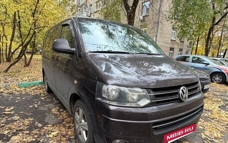 Volkswagen Multivan T5, 2011 год, 1 830 000 рублей, 4 фотография