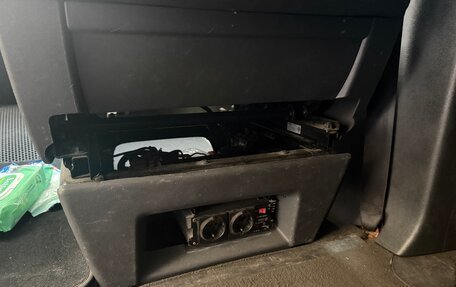 Volkswagen Multivan T5, 2011 год, 1 830 000 рублей, 19 фотография