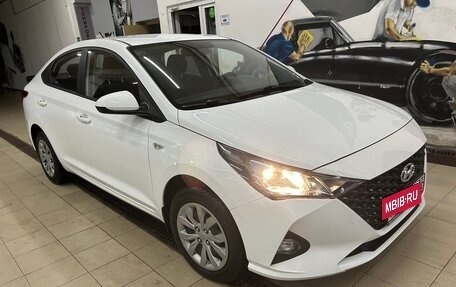 Hyundai Solaris II рестайлинг, 2021 год, 1 650 000 рублей, 16 фотография