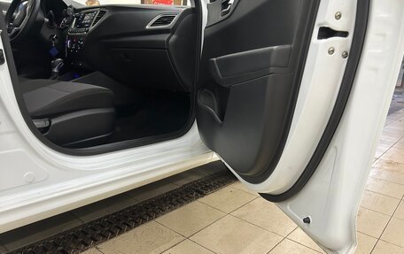 Hyundai Solaris II рестайлинг, 2021 год, 1 650 000 рублей, 20 фотография