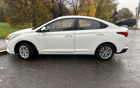 Hyundai Solaris II рестайлинг, 2021 год, 1 650 000 рублей, 30 фотография