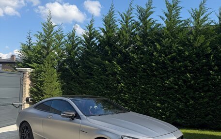 Mercedes-Benz S-Класс AMG, 2015 год, 5 100 000 рублей, 3 фотография