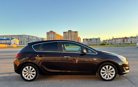 Opel Astra J, 2013 год, 730 000 рублей, 5 фотография