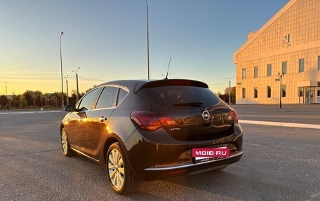 Opel Astra J, 2013 год, 730 000 рублей, 8 фотография