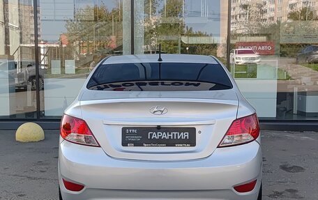 Hyundai Solaris II рестайлинг, 2013 год, 650 000 рублей, 6 фотография
