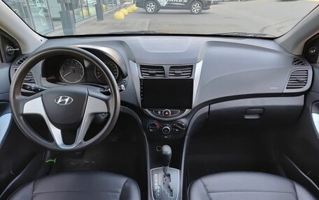 Hyundai Solaris II рестайлинг, 2013 год, 650 000 рублей, 14 фотография