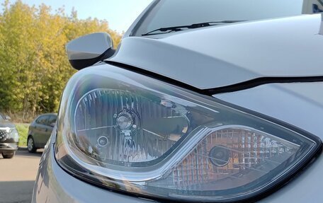 Hyundai Solaris II рестайлинг, 2013 год, 650 000 рублей, 17 фотография