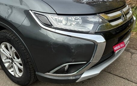 Mitsubishi Outlander III рестайлинг 3, 2016 год, 1 900 000 рублей, 2 фотография