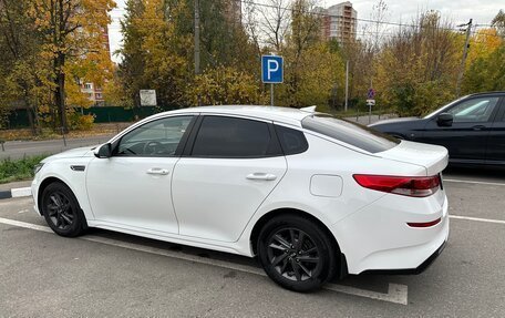 KIA Optima IV, 2019 год, 1 300 000 рублей, 8 фотография