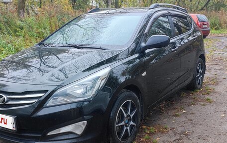 Hyundai Solaris II рестайлинг, 2015 год, 749 000 рублей, 2 фотография