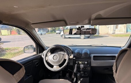 Renault Logan I, 2010 год, 330 000 рублей, 10 фотография