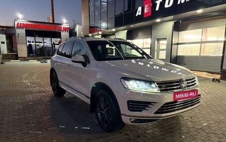 Volkswagen Touareg III, 2017 год, 3 699 000 рублей, 2 фотография