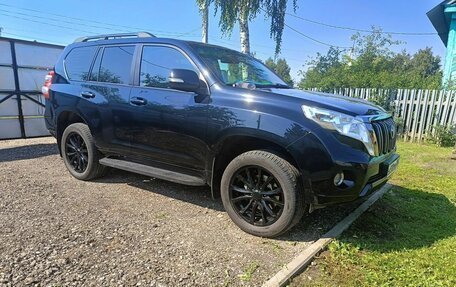 Toyota Land Cruiser Prado 150 рестайлинг 2, 2016 год, 3 320 000 рублей, 1 фотография