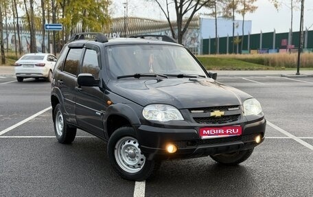 Chevrolet Niva I рестайлинг, 2009 год, 320 000 рублей, 1 фотография